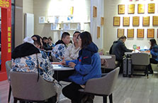 ���ͺ������A��������M(j��n)����